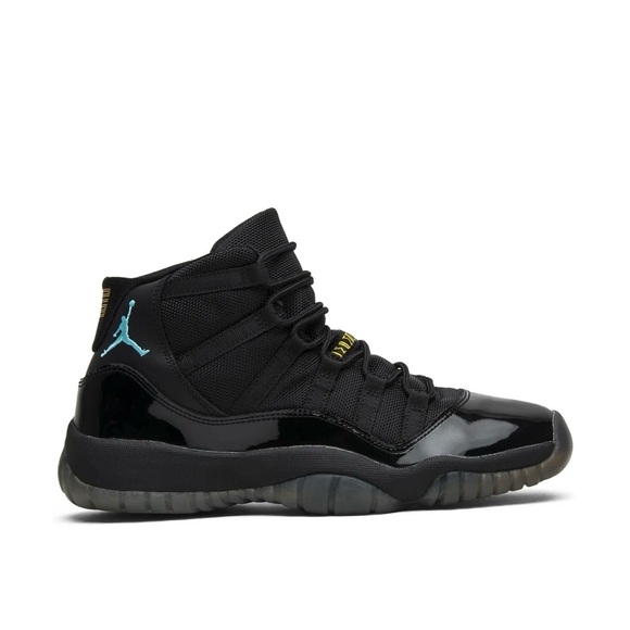 Jordan Men's Black Sneakers